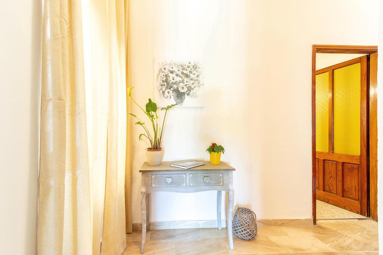 A Su Santu Nigola Apartment เบาเนย์ ภายนอก รูปภาพ
