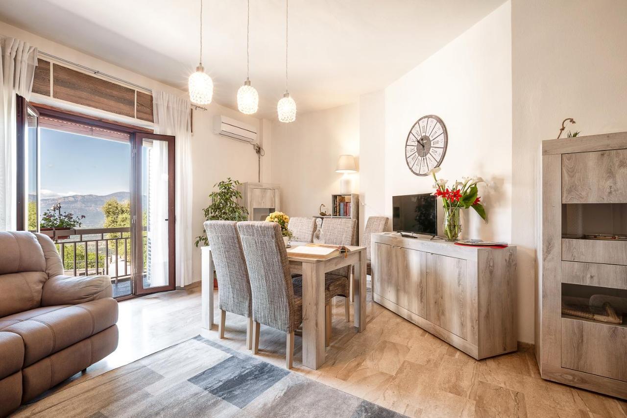 A Su Santu Nigola Apartment เบาเนย์ ภายนอก รูปภาพ